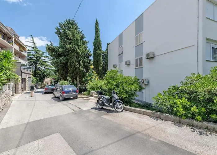 Firule Hidden Gem * سبليت